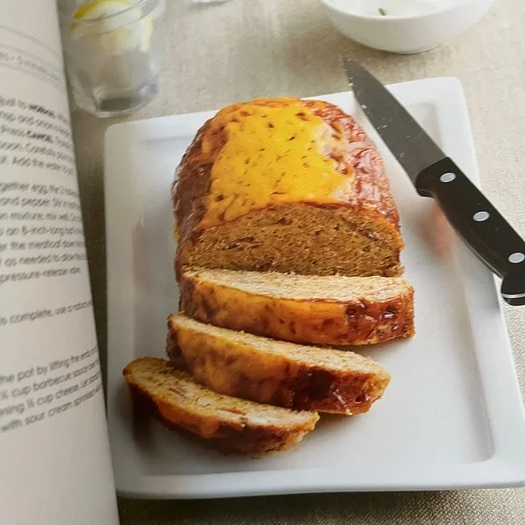 Instant Pot Miracle Cookbook - 175 Recipes - Picture 3 of 4